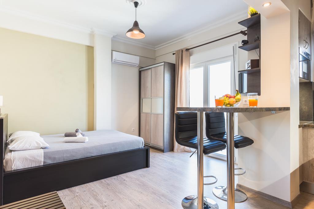 Modern Studio, Center, Near Metro Station *